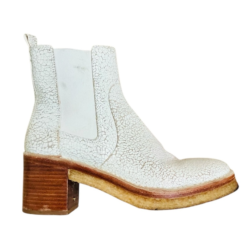 Tory Burch Evan Cracked Patent Leather Ankle Boots White Pull On Women's 8.5M